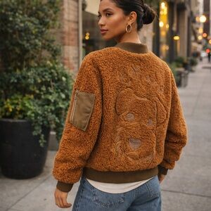 Easel Los Angeles NWT Schnauzer Embroidered Teddy Bomber Jacket in Camel, Size S
